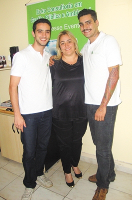 Rose Silva (centro) com os filhões Rafael e Ricardo Augusto: da Ecko Consultoria